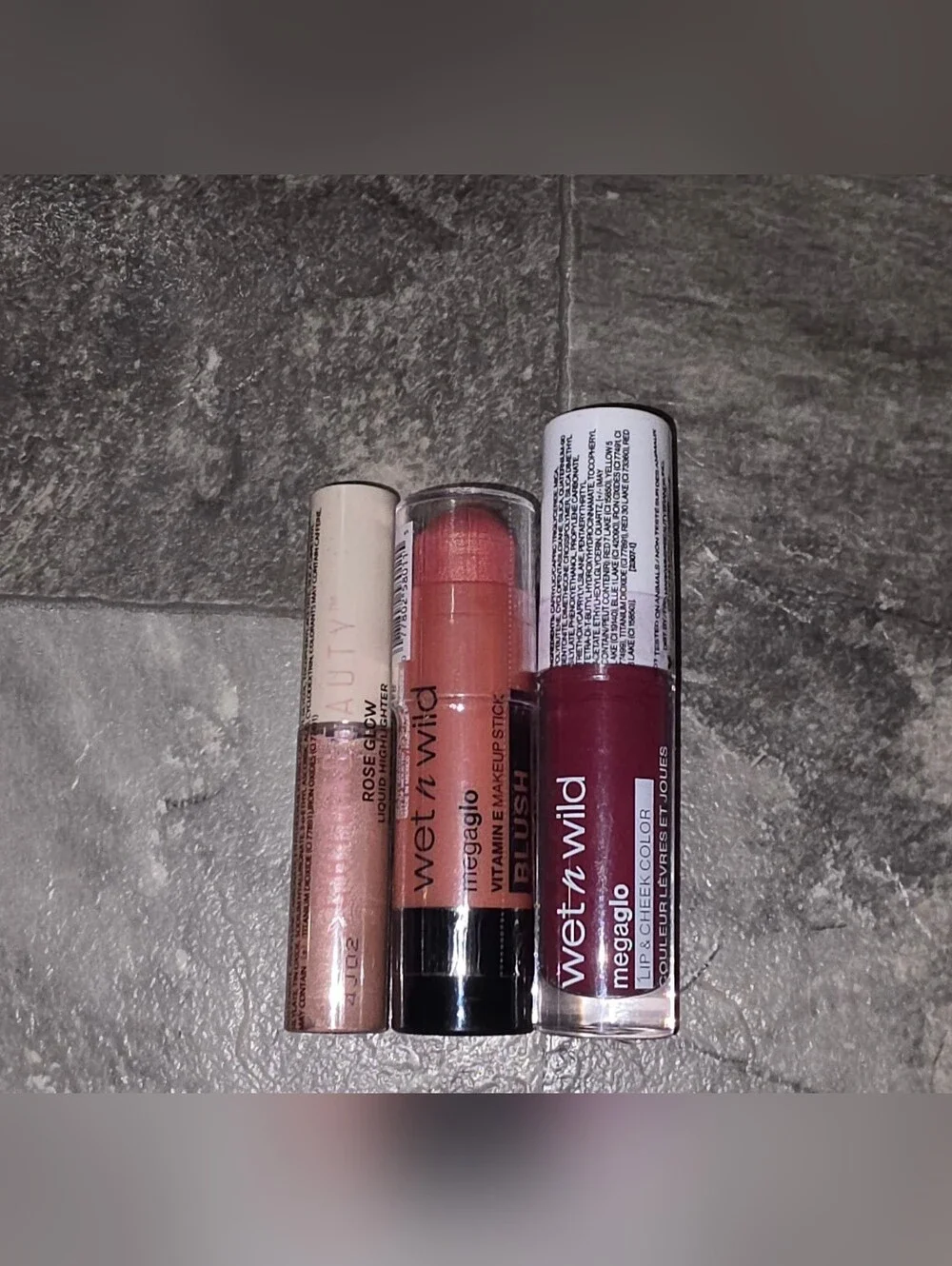 Wet n Wild Megaglo & Lip Color Set - Berry True, Peach Bums & Rose Glow BNIB